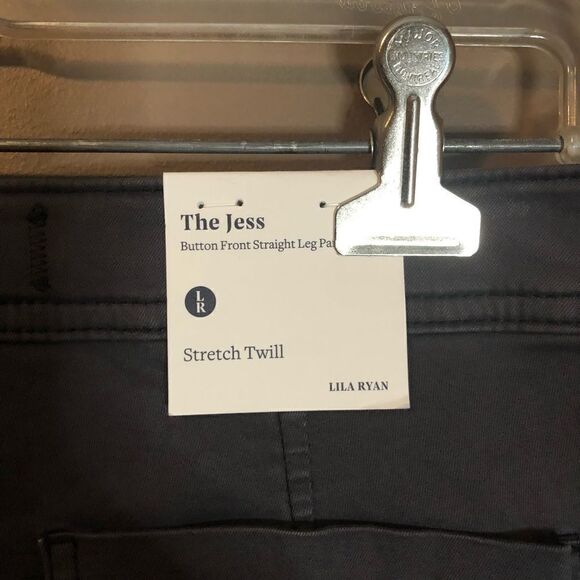 NWT! Lila Ryan grey straight leg pants‎ - Picture 9 of 13